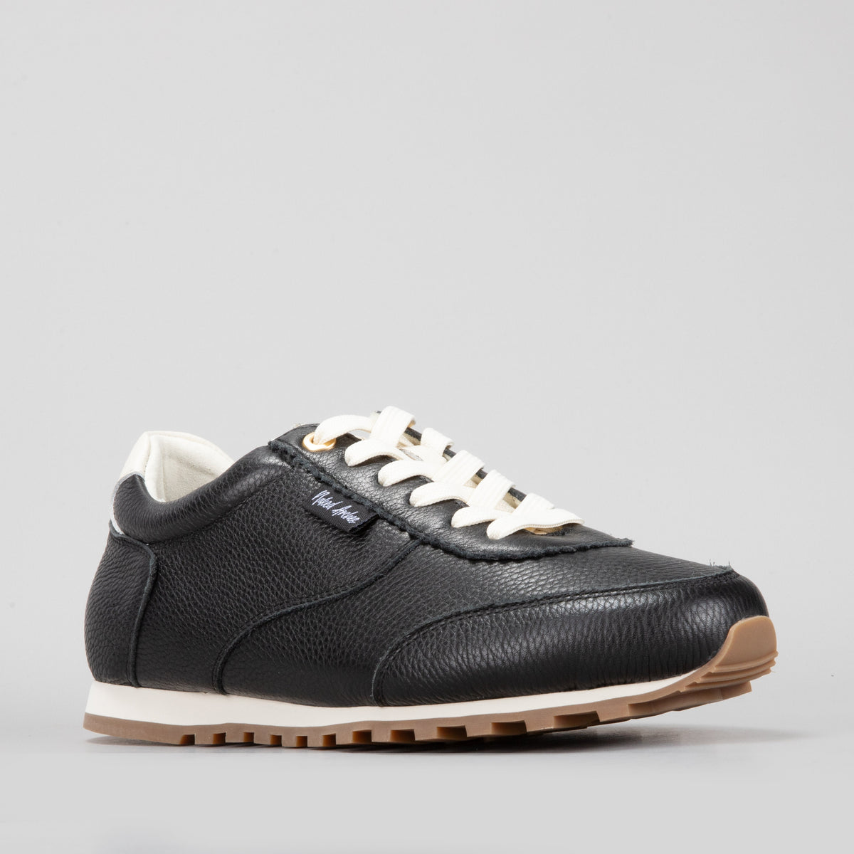 Bovi - Black Pebbled Leather