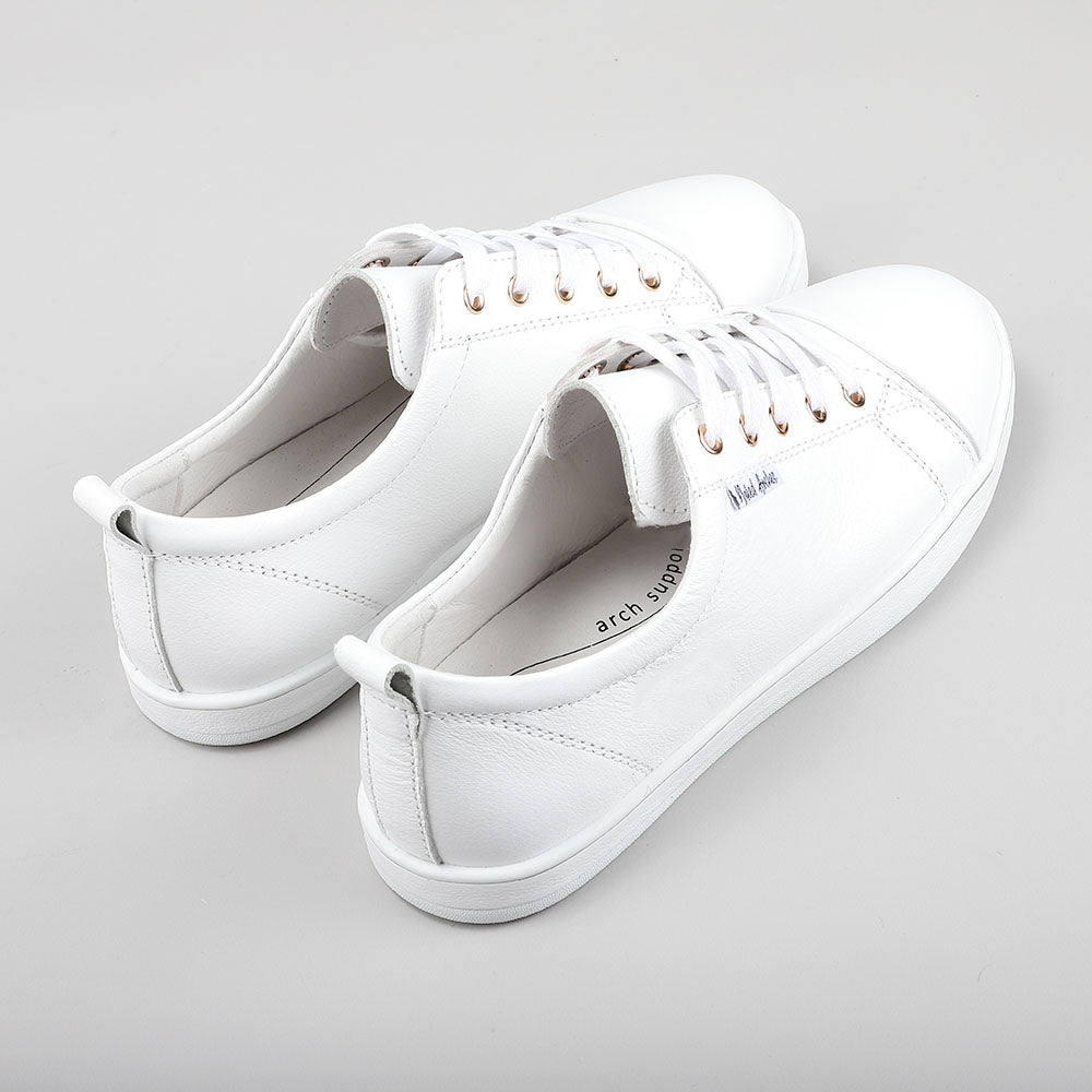 Iskonara - White - Naked Arches