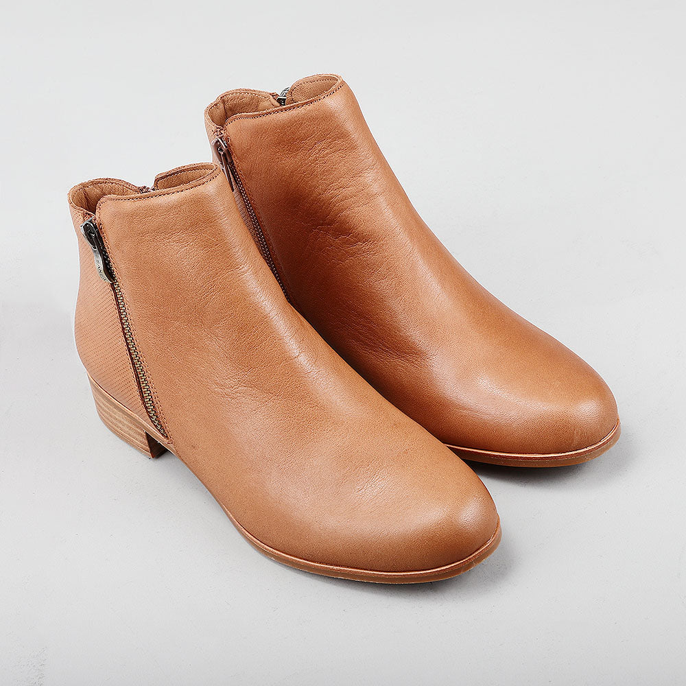Murphy - Dark Brown - Le Sansa