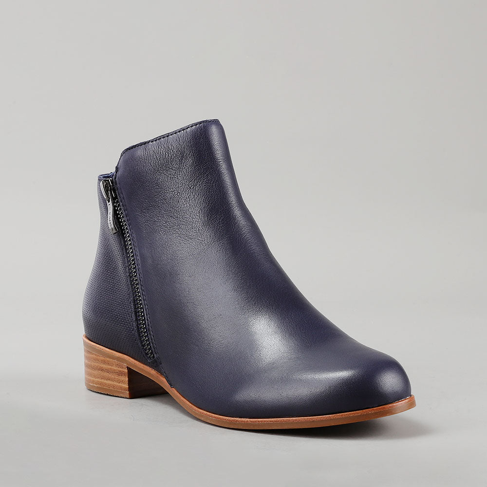 Murphy - Navy - Le Sansa