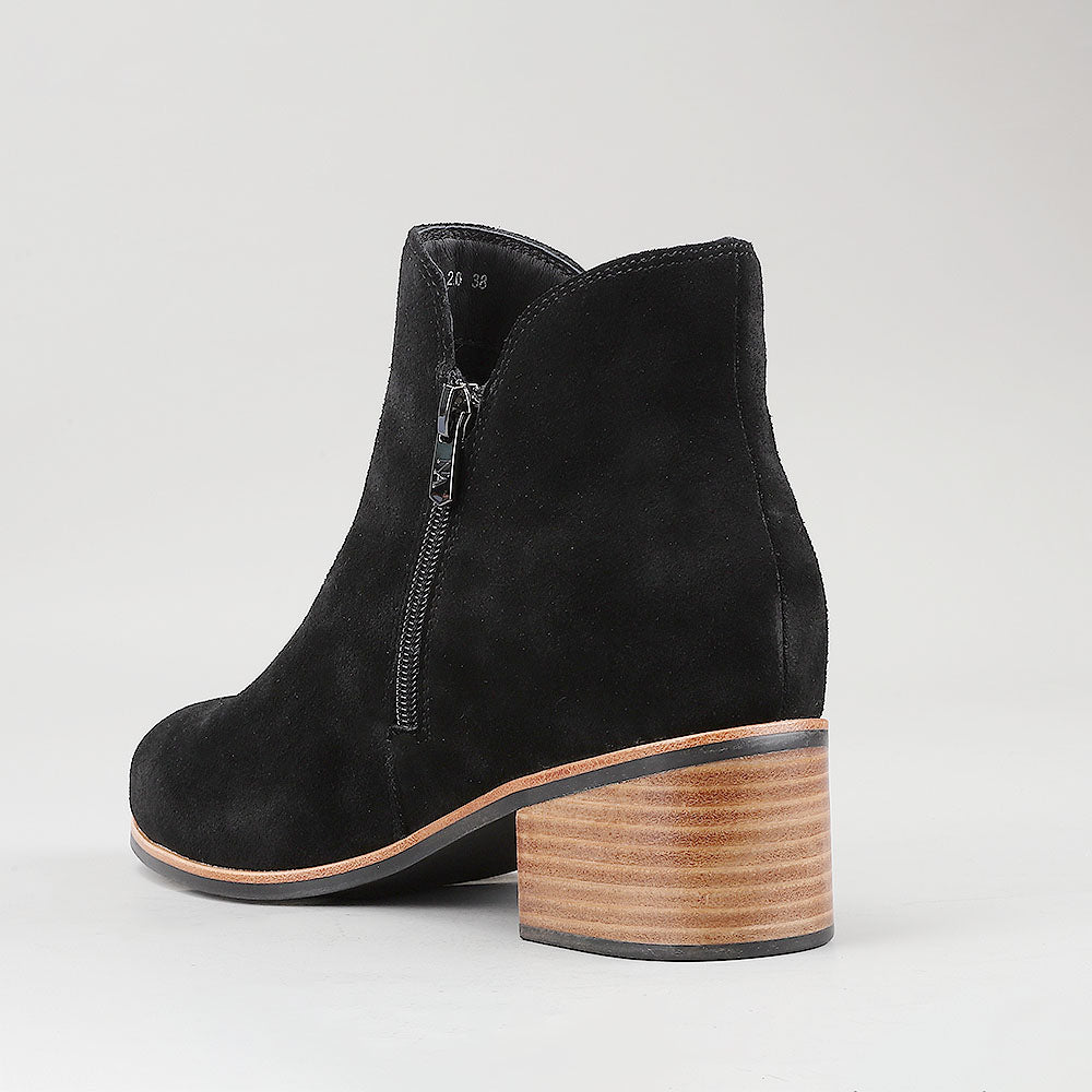 Oxley 2.0 - Black Suede - Naked Arches