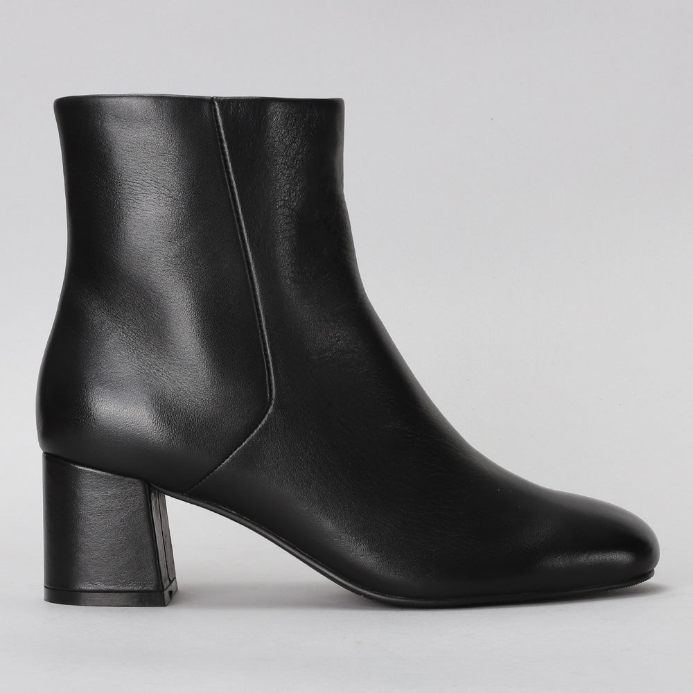 Rocket - Black - LE SANSA