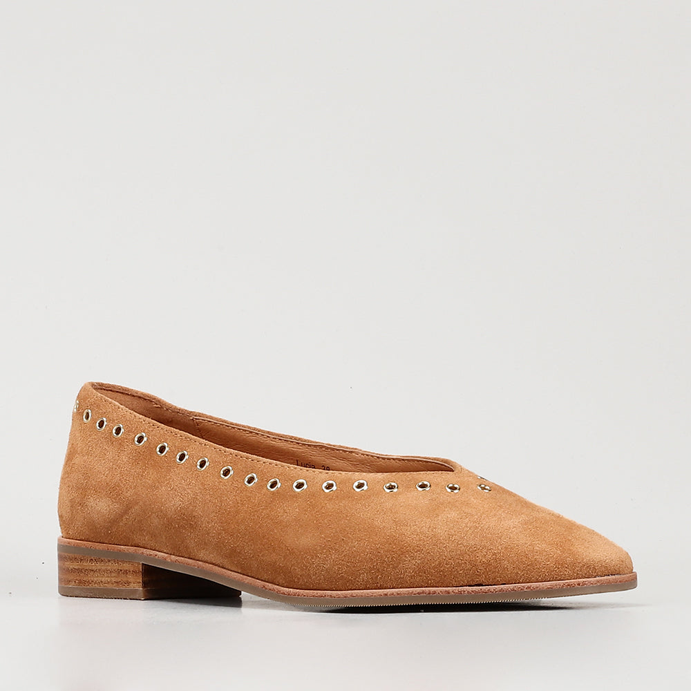 Lucia - Butterscotch Suede - LE SANSA