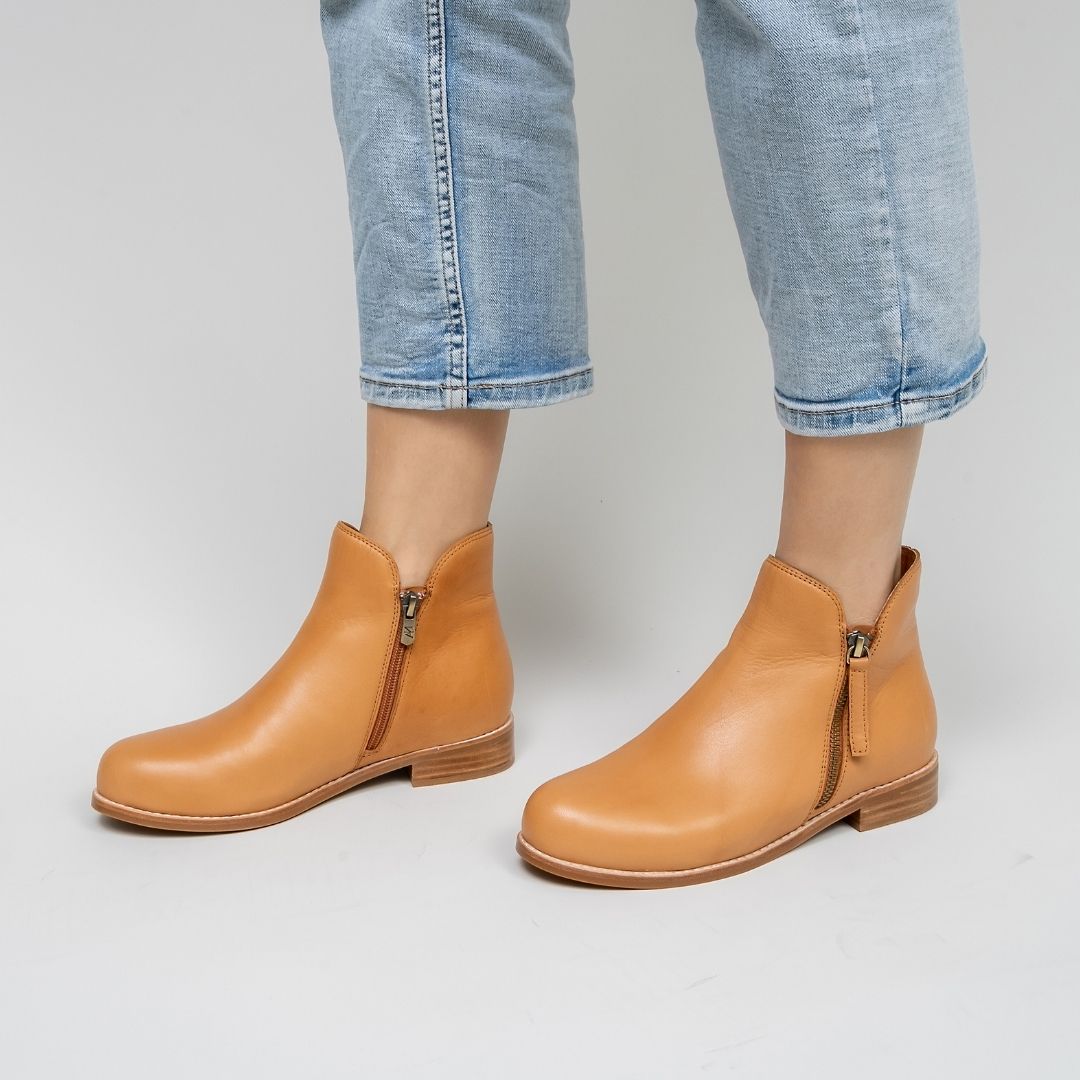 Molly 2.0 - Tan - Naked Arches