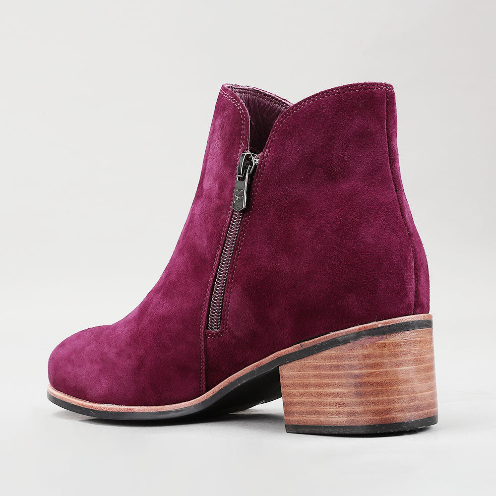Oxley 2.0 - Burgundy Suede - Naked Arches
