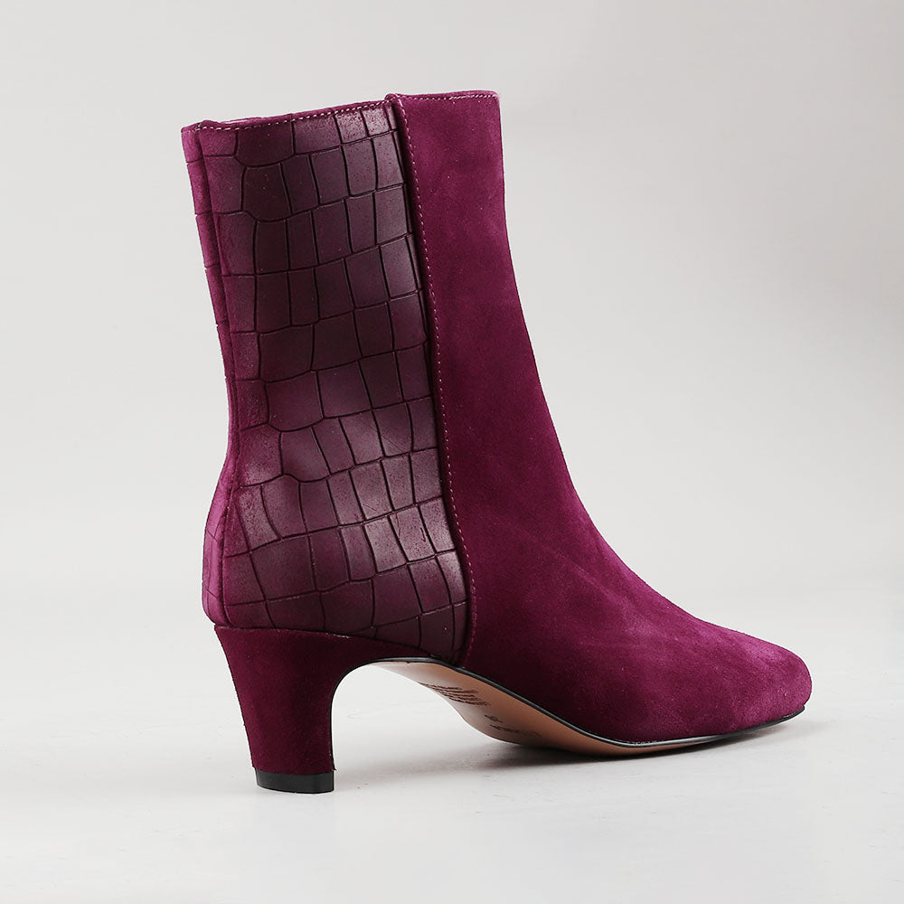 Vesper - Burgundy Suede - Le Sansa