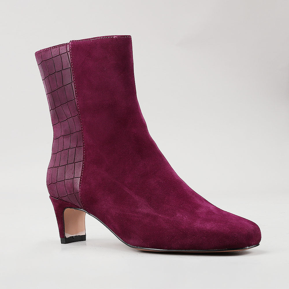 Vesper - Burgundy Suede - Le Sansa